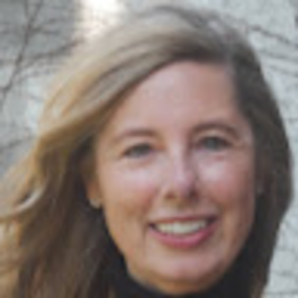 Meet your Posher, Kristen - Picture 1 of 1